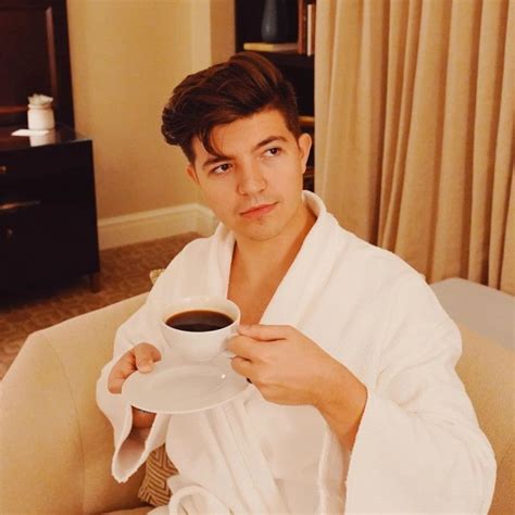 prestonplayz shirtless